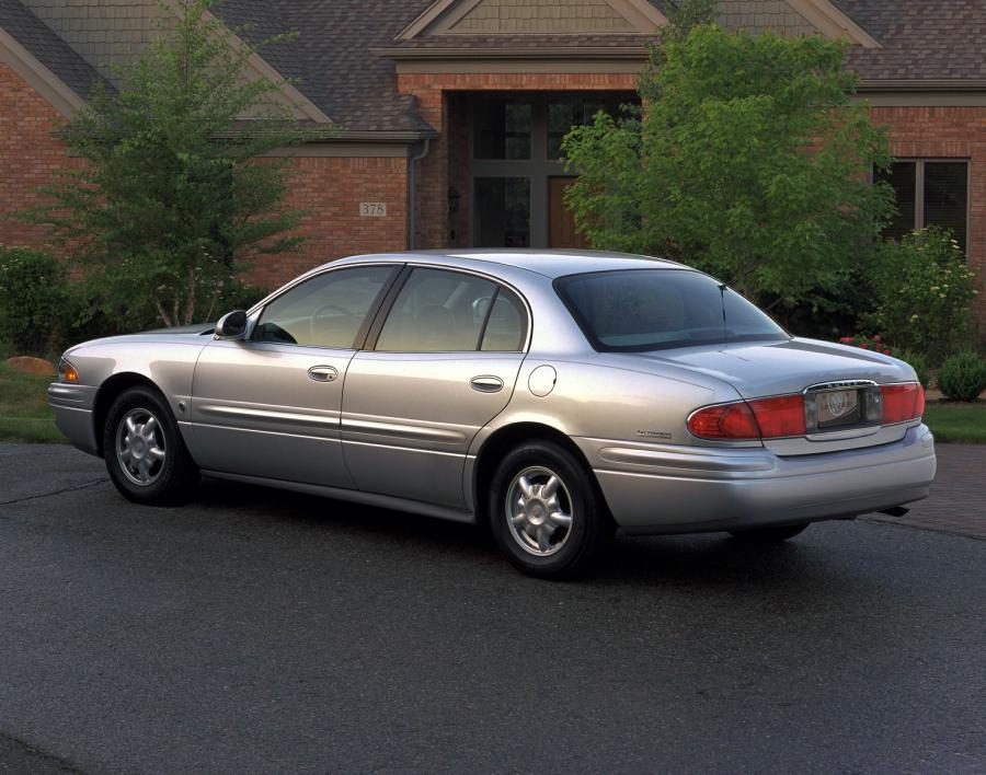  Buick LeSabre 2000 года  (фото 20 из 35)